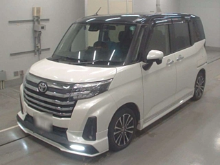 TOYOTA ROOMY 2021