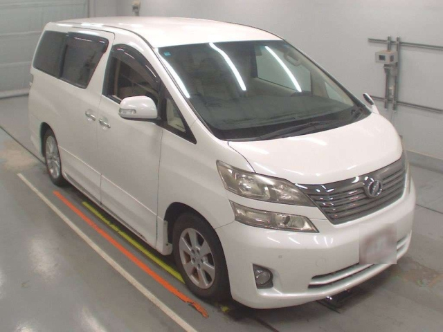 TOYOTA VELLFIRE 2008