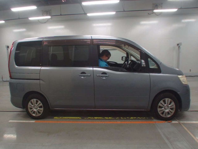 NISSAN SERENA 2008
