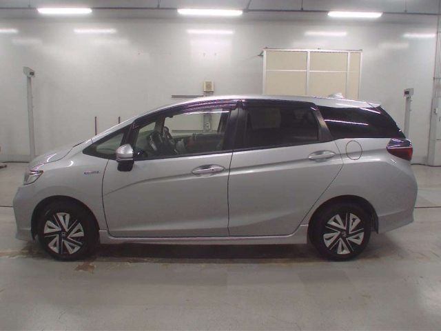 HONDA SHUTTLE 2020