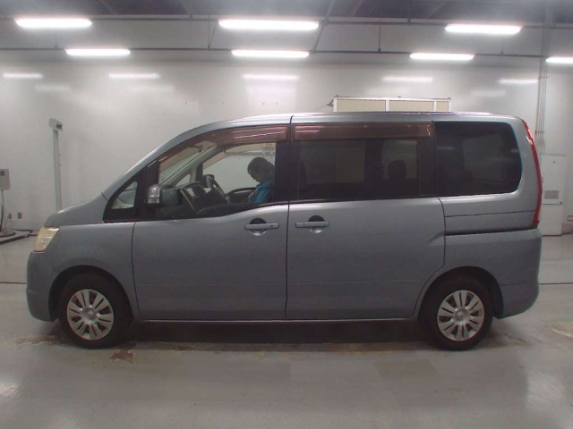 NISSAN SERENA 2008