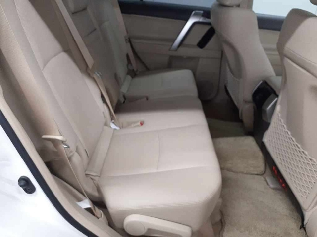 TOYOTA LAND CRUISER PRADO 2023