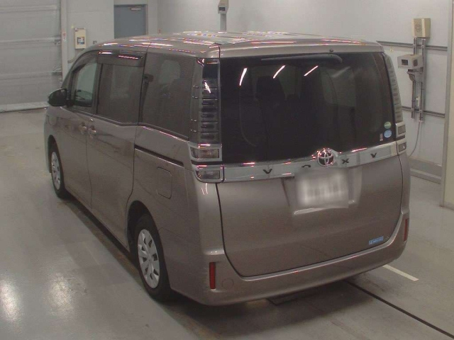 TOYOTA VOXY 2020