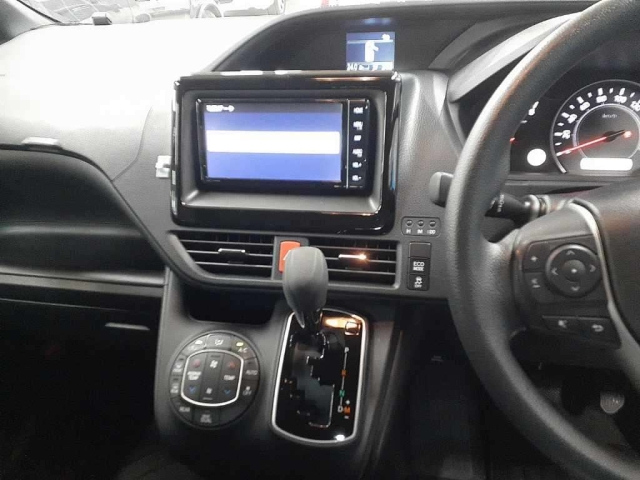TOYOTA VOXY 2020