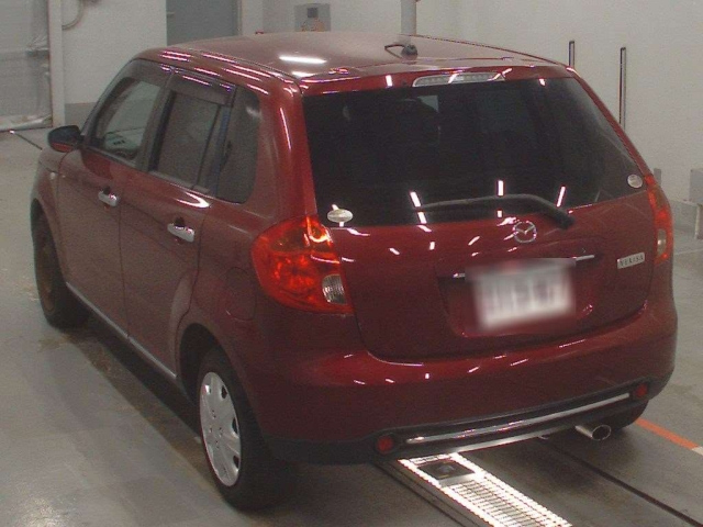 MAZDA VERISA 2011