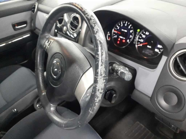 MAZDA VERISA 2011