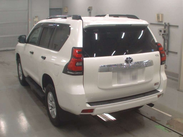 TOYOTA LAND CRUISER PRADO 2021