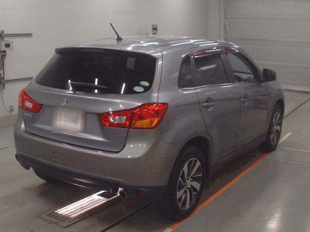 MITSUBISHI RVR 2014