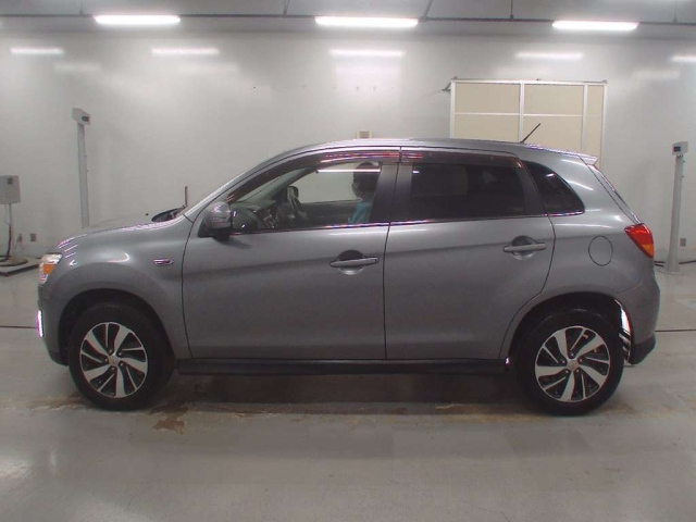 MITSUBISHI RVR 2014