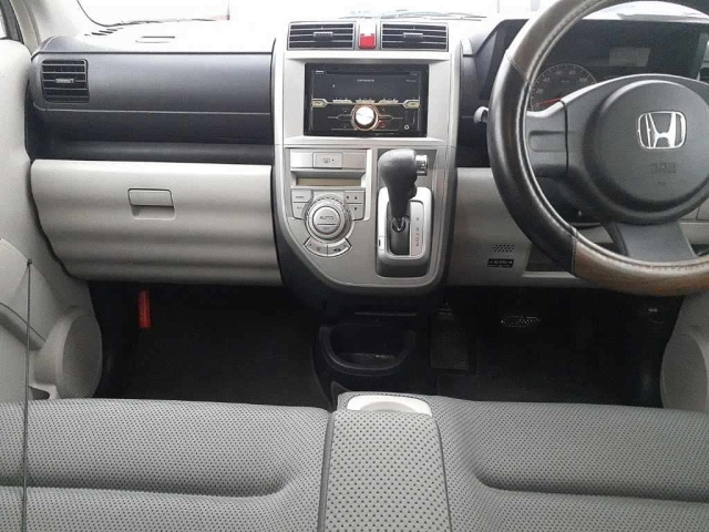 HONDA ZEST 2008