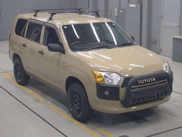 TOYOTA PROBOX 2017
