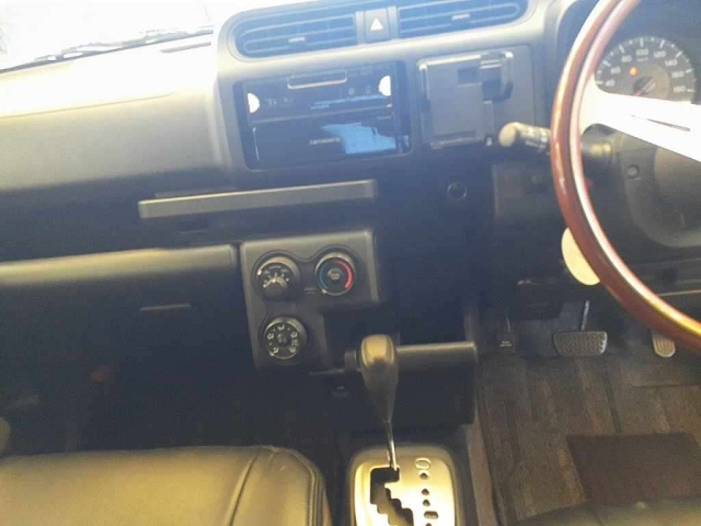 TOYOTA PROBOX 2017