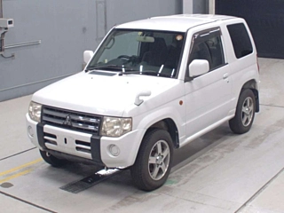 MITSUBISHI PAJERO MINI 2010