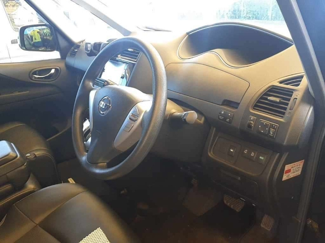 NISSAN SERENA 2014