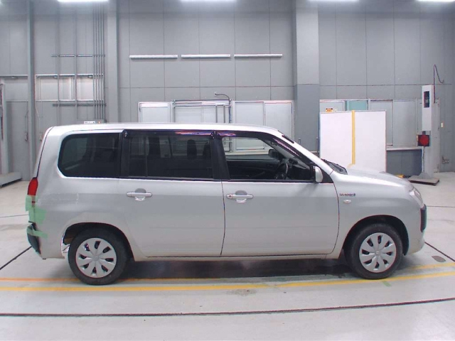 TOYOTA SUCCEED 2019