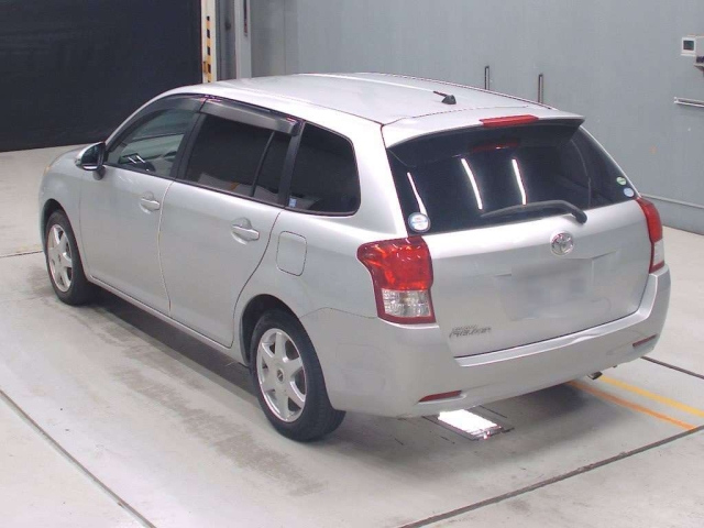 TOYOTA COROLLA FIELDER 2012