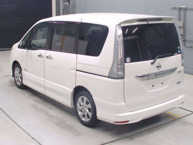 NISSAN SERENA 2012