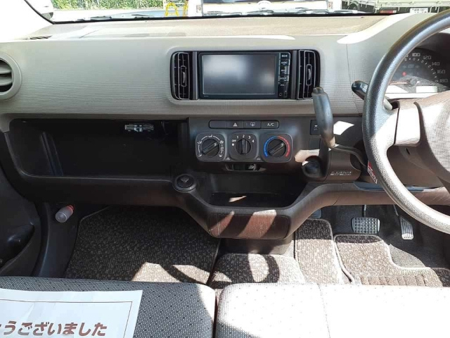 TOYOTA PASSO 2015