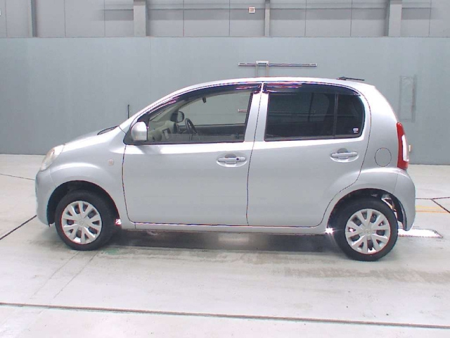 TOYOTA PASSO 2015