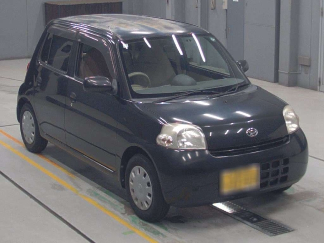DAIHATSU ESSE 2011