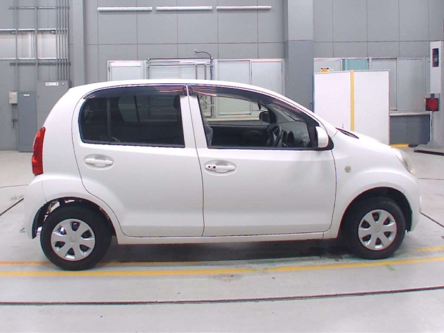 TOYOTA PASSO 2012