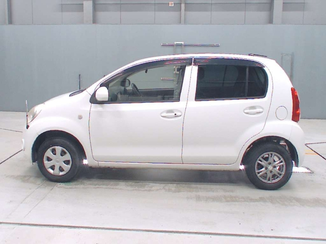 TOYOTA PASSO 2012