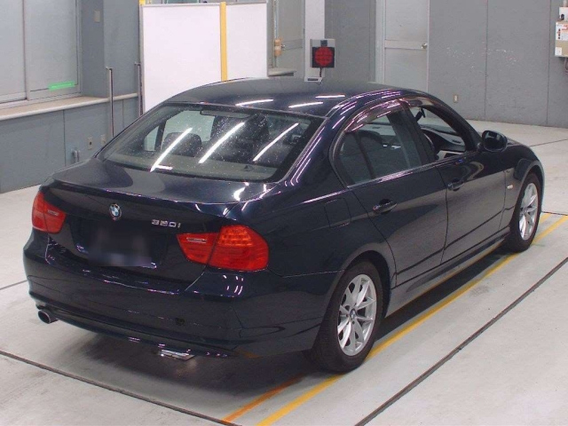 BMW 3 SERIES 2009