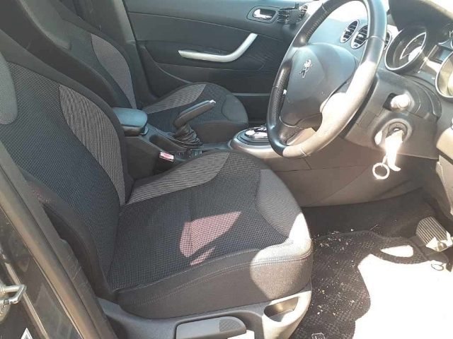 PEUGEOT 308 2013