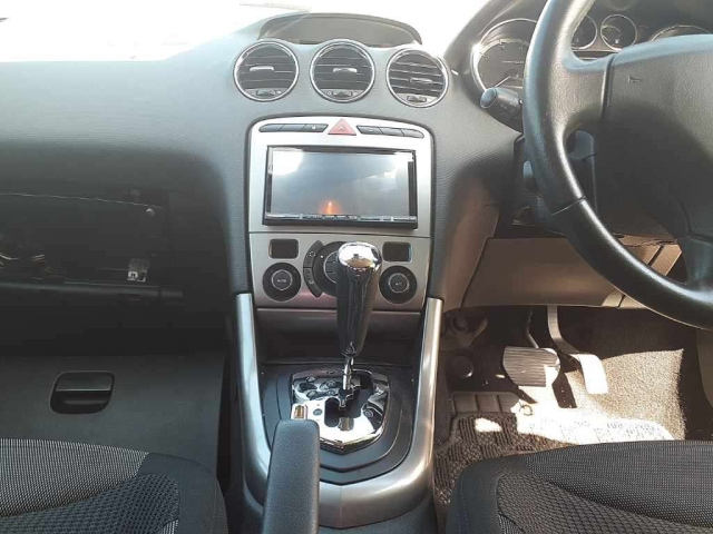 PEUGEOT 308 2013