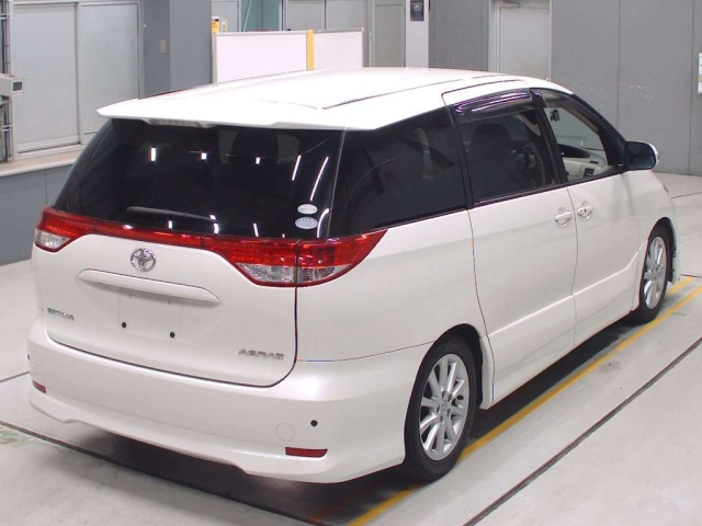 TOYOTA ESTIMA 2009