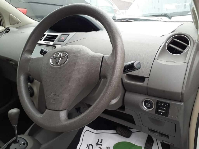 TOYOTA VITZ 2008