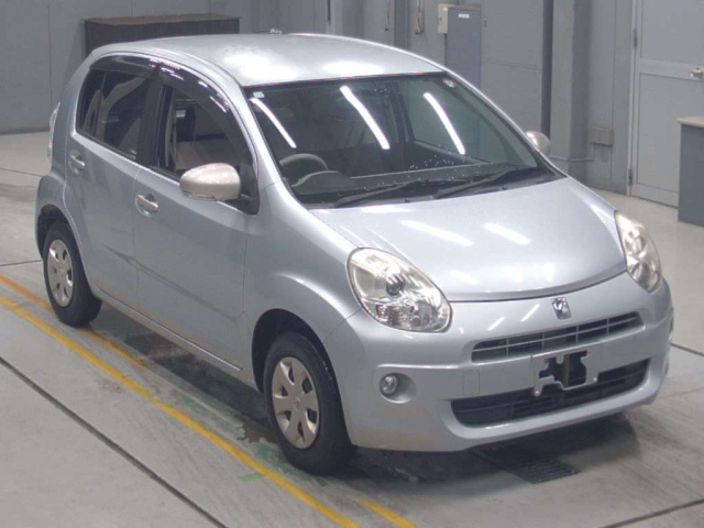 TOYOTA PASSO 2010