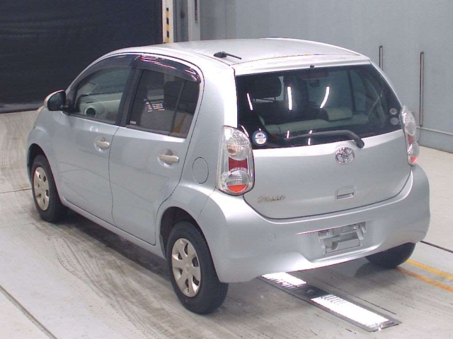 TOYOTA PASSO 2010
