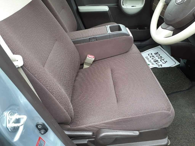 TOYOTA PASSO 2010