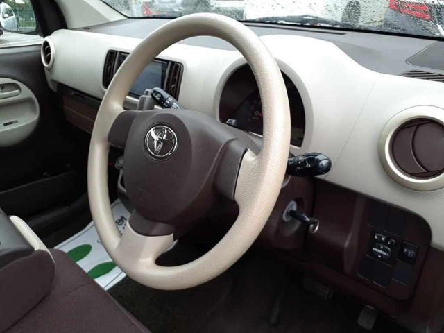 TOYOTA PASSO 2010