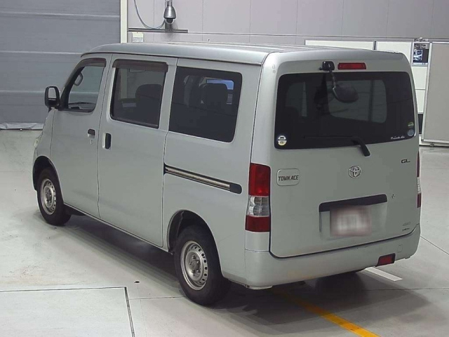 TOYOTA TOWN ACE VAN 2017