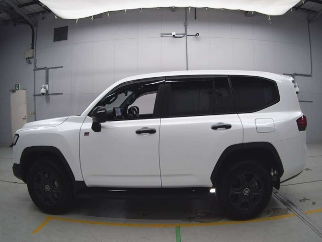 TOYOTA LAND CRUISER 2022