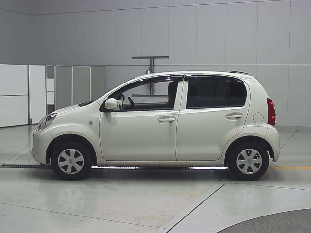 TOYOTA PASSO 2012