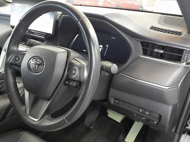 TOYOTA HARRIER 2023