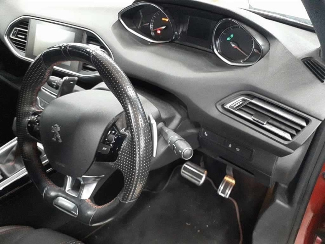 PEUGEOT 308 2017