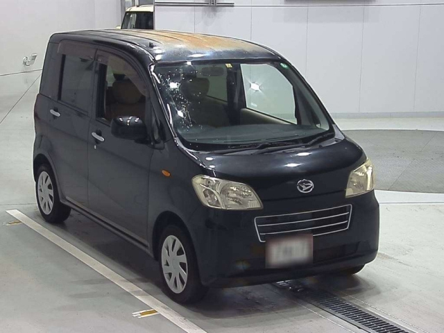 DAIHATSU TANTO EXE 2011