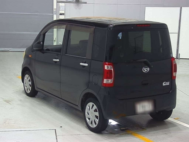 DAIHATSU TANTO EXE 2011
