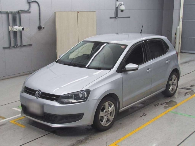 VOLKSWAGEN POLO 2014