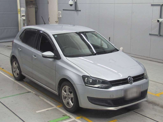 VOLKSWAGEN POLO 2014