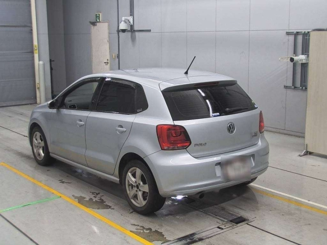 VOLKSWAGEN POLO 2014