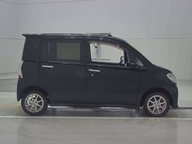 DAIHATSU TANTO EXE 2012