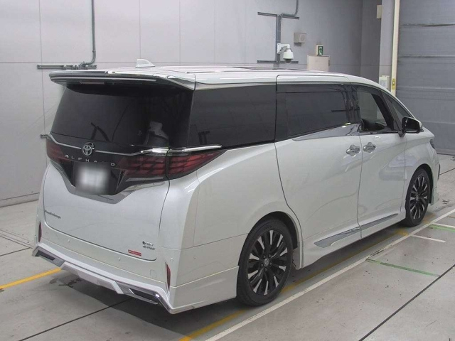 TOYOTA ALPHARD 2025