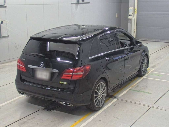 MERCEDES BENZ B CLASS 2015