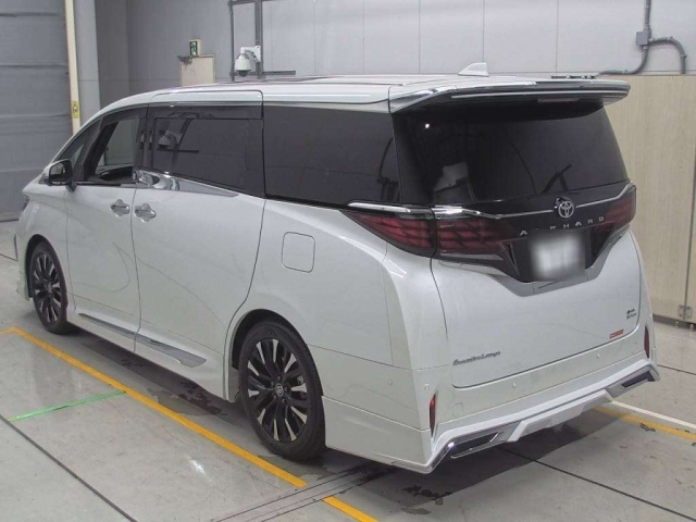 TOYOTA ALPHARD 2025