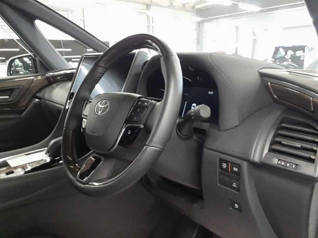 TOYOTA ALPHARD 2025